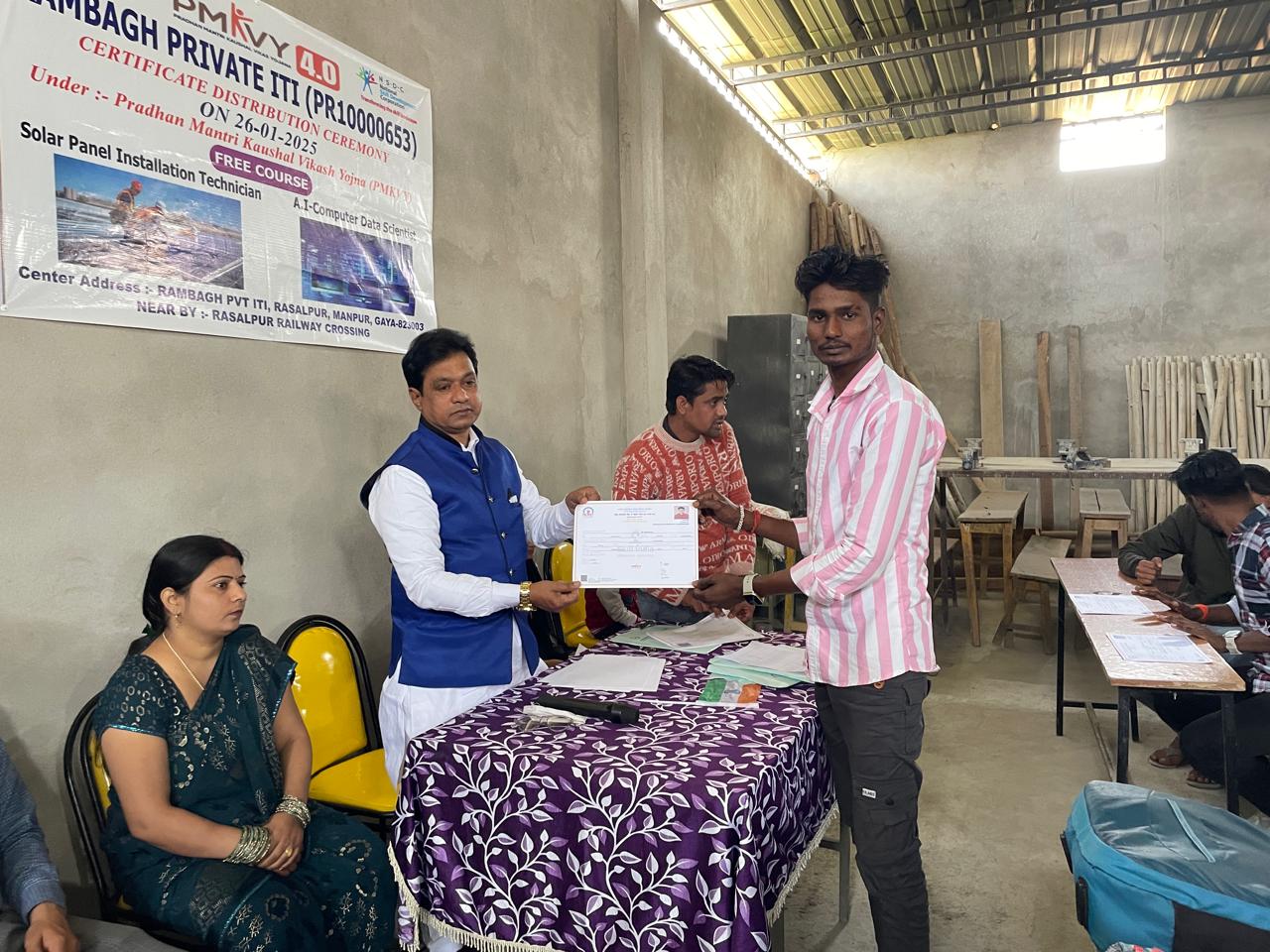 Certificate Distribution Photo 12